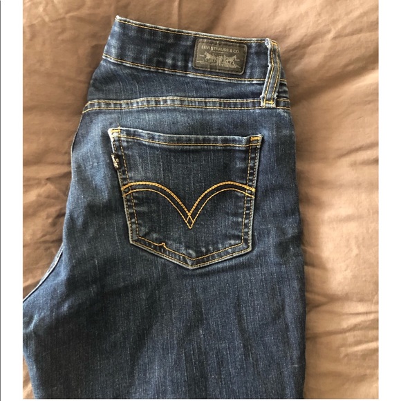 Levi’s Jeans - Picture 1 of 6